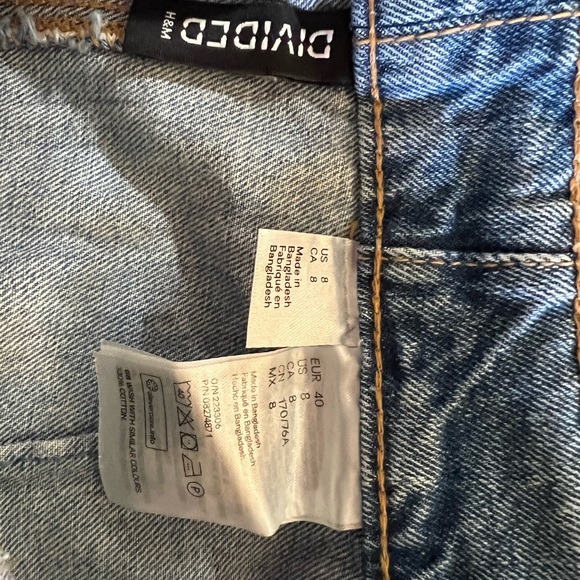 Divided denim skirt. Size 8. Like new only worn once! - Picture 4 of 4